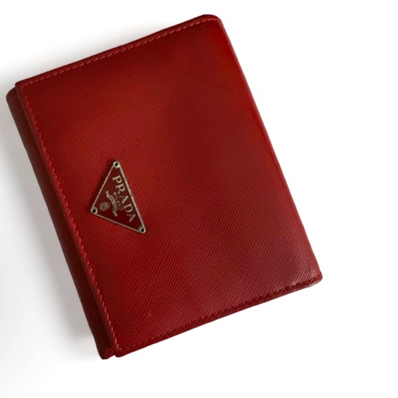Prada Trifold Saffiano leather Wallet - Picture 2 of 5